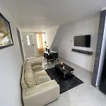 Lindo Apartamento Completo